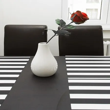 Apartment Downtown - Laurinska Street